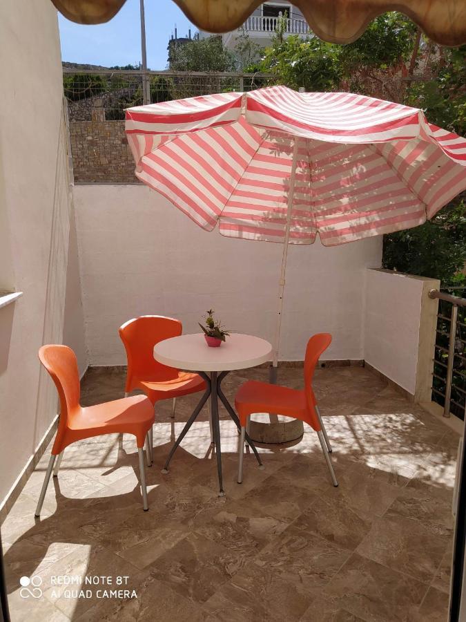 Summer Life Apartments Sarandë Exterior foto